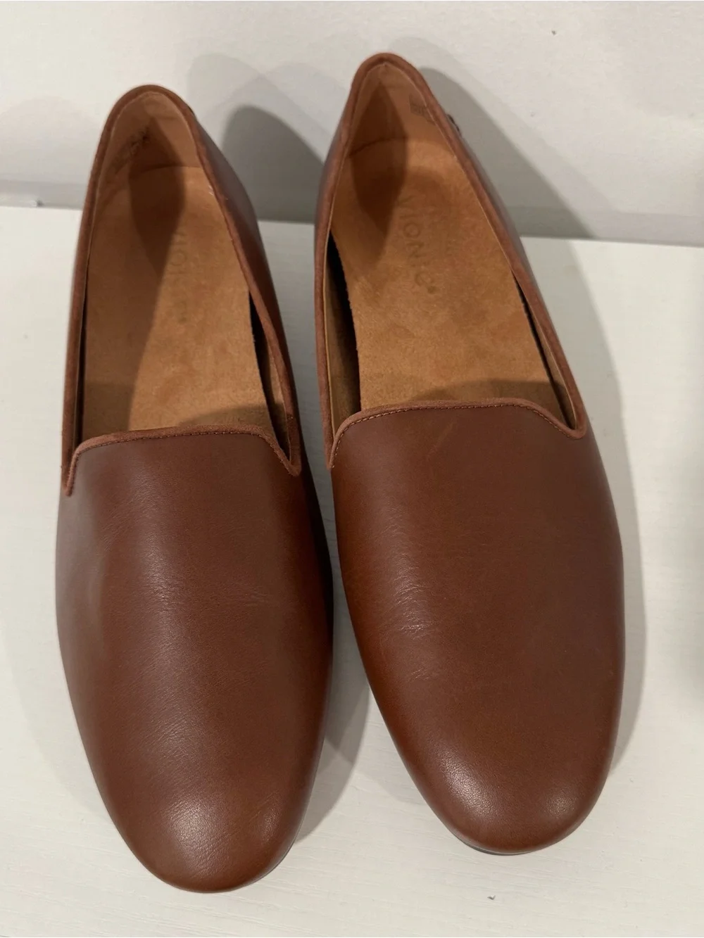 Vionic Willa 2 Slip On Tan Leather Loafers Flat 9.5 Wide $140
